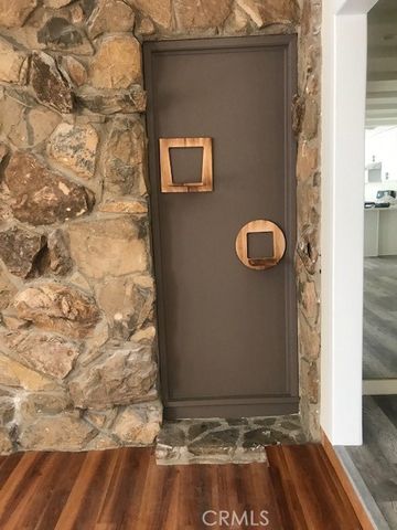 22148 Welby Way, Woodland Hills, CA 91303