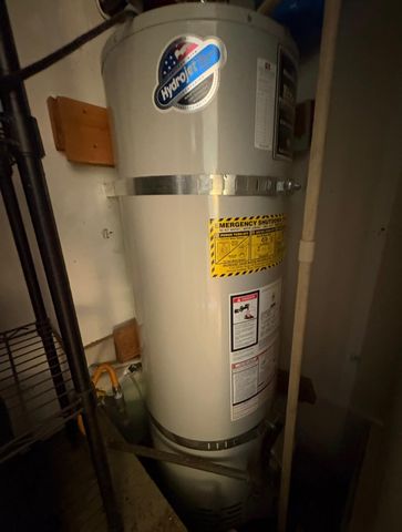 4301 Cottage Way, Sacramento, CA 95864