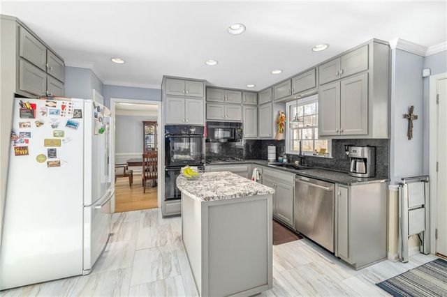 740 Birch Ridge Drive, Roswell, GA 30076