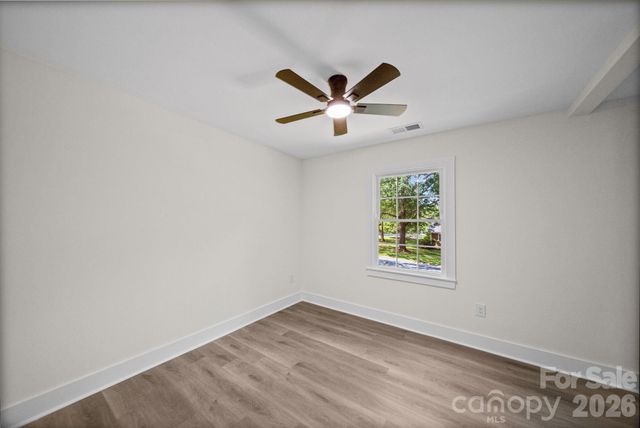 6800 ludwig Drive, Charlotte, NC 28215