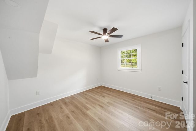 6800 ludwig Drive, Charlotte, NC 28215