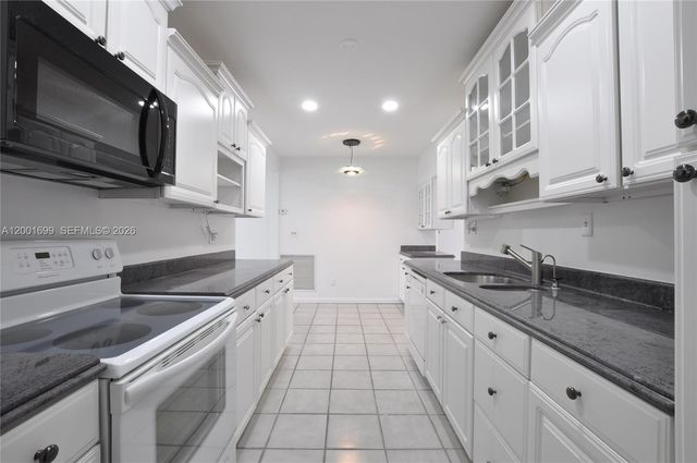 11111 SW 78th Ct, Pinecrest, FL 33156