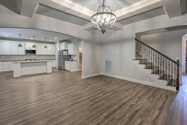 1005 Avery Trace Circle, Hendersonville, TN 37075