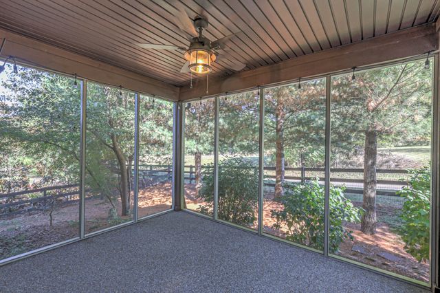 1005 Avery Trace Circle, Hendersonville, TN 37075