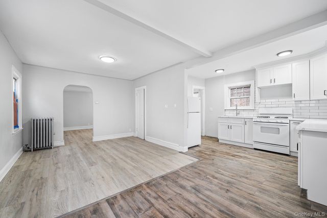 19125 115th Road, Saint Albans, NY 11412