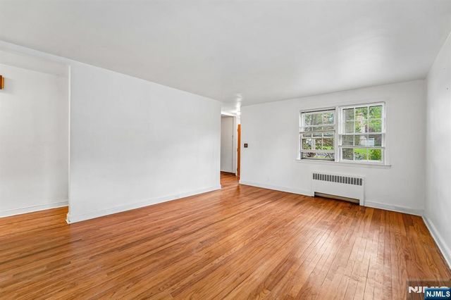 1030 Jassamine Way, Fort Lee, NJ 07024