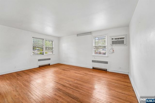 1030 Jassamine Way, Fort Lee, NJ 07024