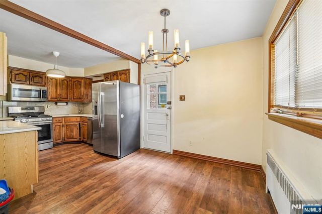 1030 Jassamine Way, Fort Lee, NJ 07024