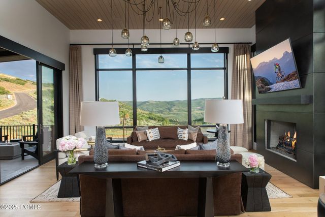 9654 N Midnight Court, Kamas, UT 84036