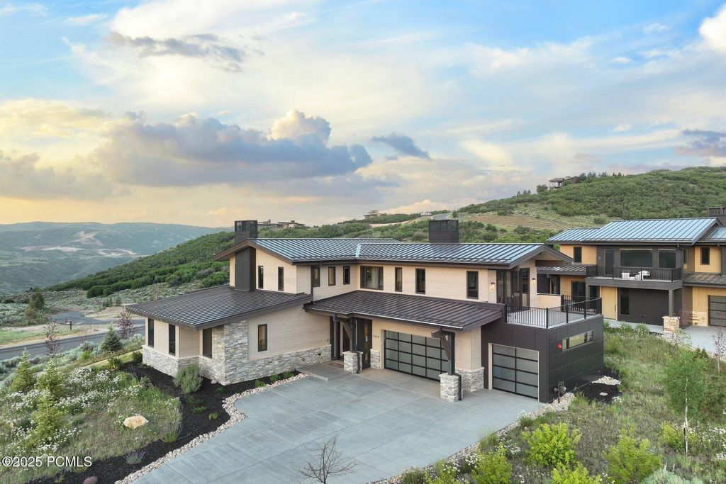 9654 N Midnight Court, Kamas, UT 84036