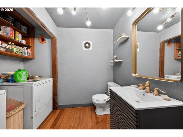 4877 Ne H Ave, Neotsu, OR 97364