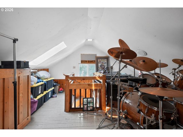 4877 Ne H Ave, Neotsu, OR 97364