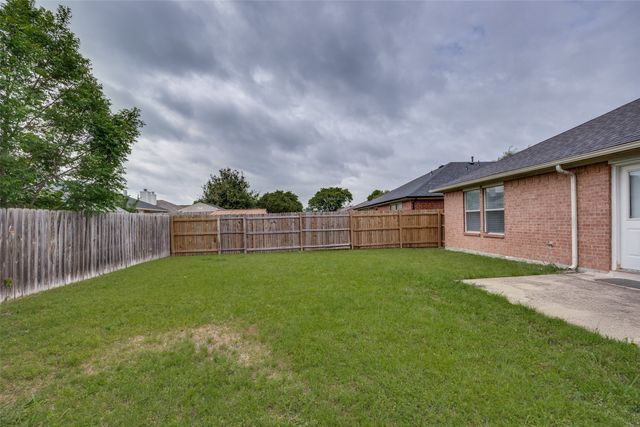 202 Trenton Drive, Wylie, TX 75098