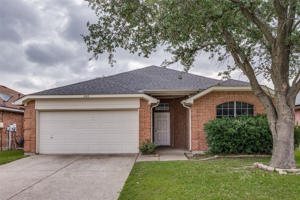 202 Trenton Drive, Wylie, TX 75098