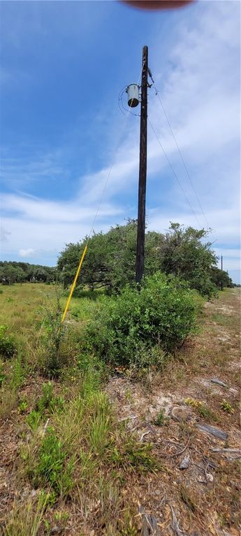 1038 S Hood St, Rockport, TX 78382 — photo 4