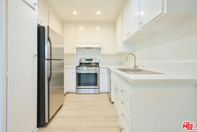 7712 Paseo Del Rey 1, Playa Del Rey, CA 90293