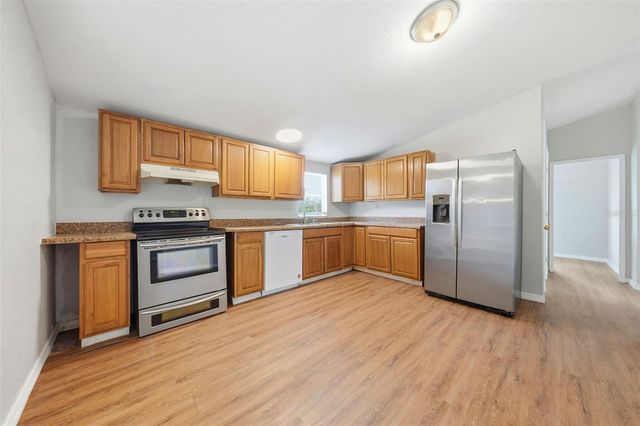 40404 HOLLY BRANCH ROAD, Eustis, FL 32736