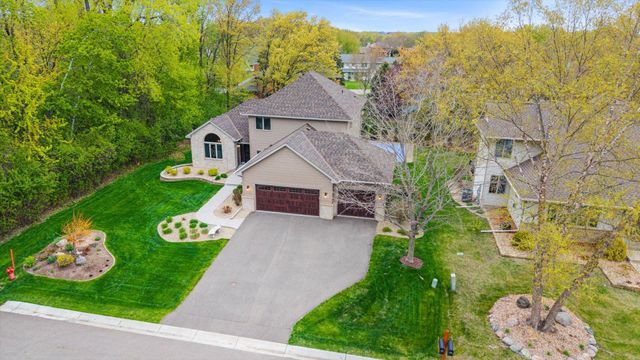 7876 17th Street N, Oakdale, MN 55128