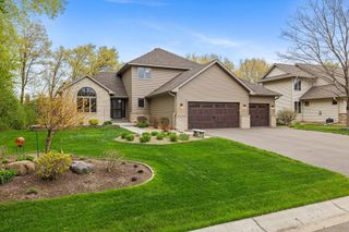 7876 17th Street N, Oakdale, MN 55128