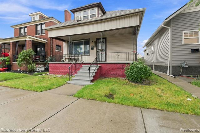 12062 Saint Aubin Street, Hamtramck, MI 48212