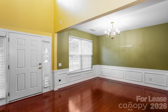 10313 Scotch Pine Circle, Charlotte, NC 28262