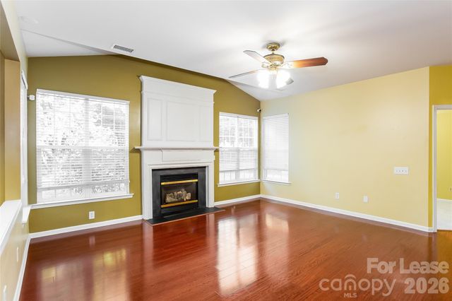 10313 Scotch Pine Circle, Charlotte, NC 28262