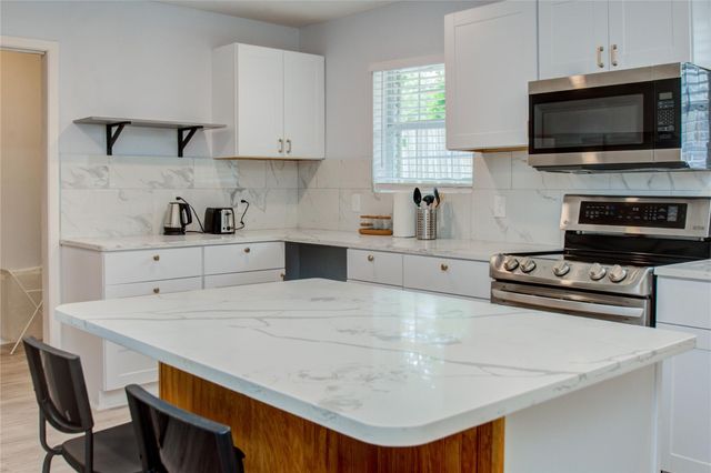 4522 Willowbend Boulevard, Houston, TX 77035