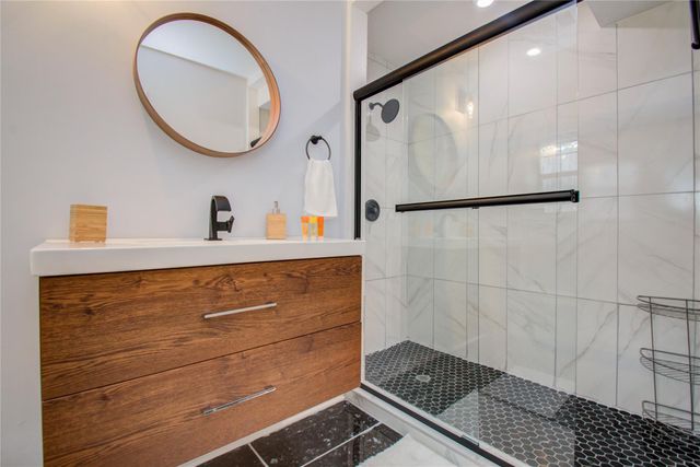 4522 Willowbend Boulevard, Houston, TX 77035