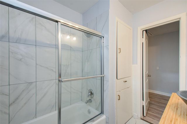 4522 Willowbend Boulevard, Houston, TX 77035