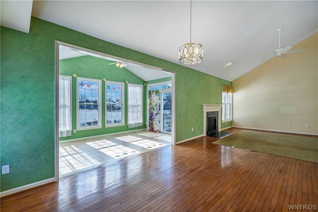 6821 Amanda Lane, Lockport Town, NY 14094