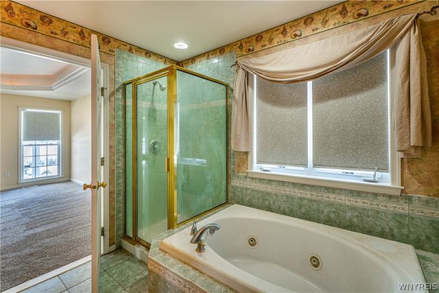 6821 Amanda Lane, Lockport Town, NY 14094