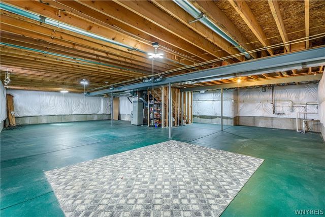 6821 Amanda Lane, Lockport Town, NY 14094