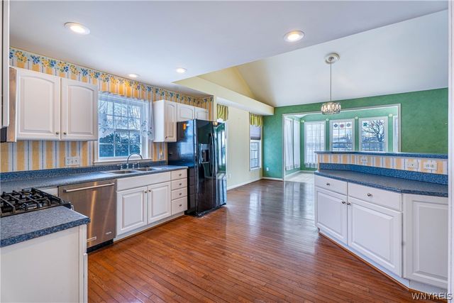 6821 Amanda Lane, Lockport Town, NY 14094