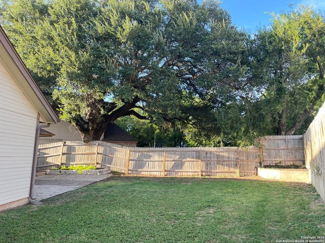 6202 Welles Edge Circle, San Antonio, TX 78240