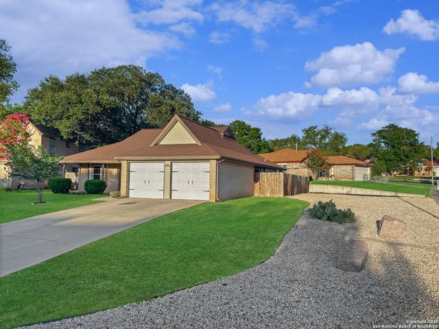 6202 Welles Edge Circle, San Antonio, TX 78240