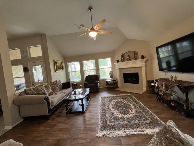 3835 Alpine Circle, Missouri City, TX 77459