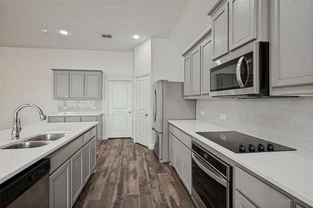3706 Ranchers Ridge, Krum, TX 76249