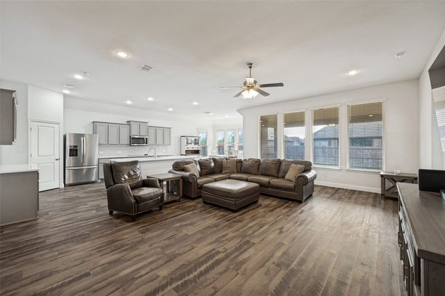 3706 Ranchers Ridge, Krum, TX 76249