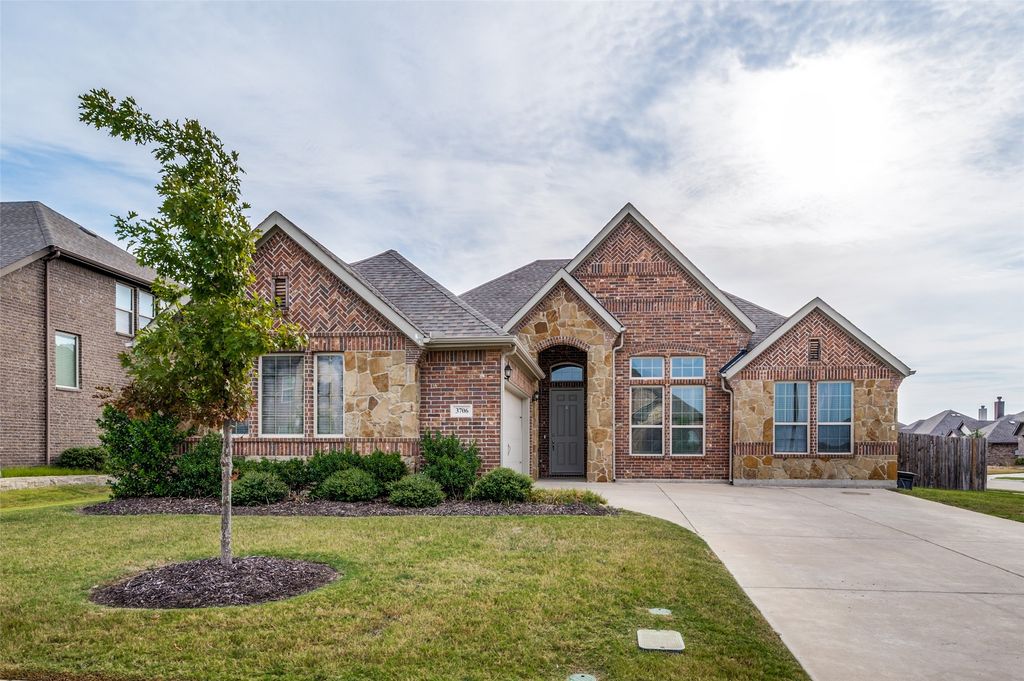 3706 Ranchers Ridge, Krum, TX 76249