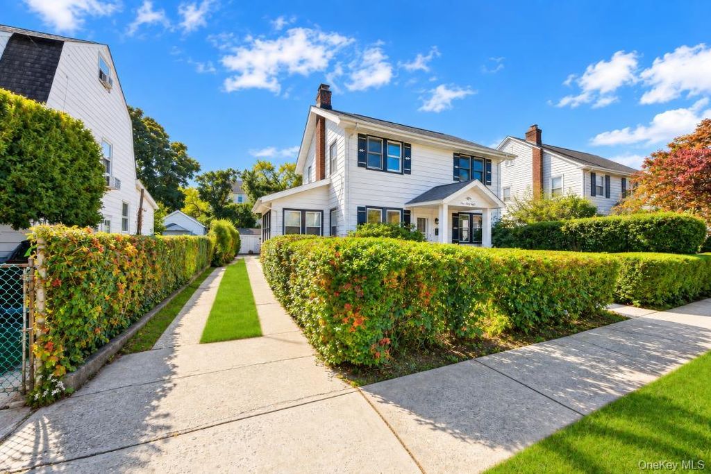 138 Morsemere Avenue, Yonkers, NY 10703 — photo 2