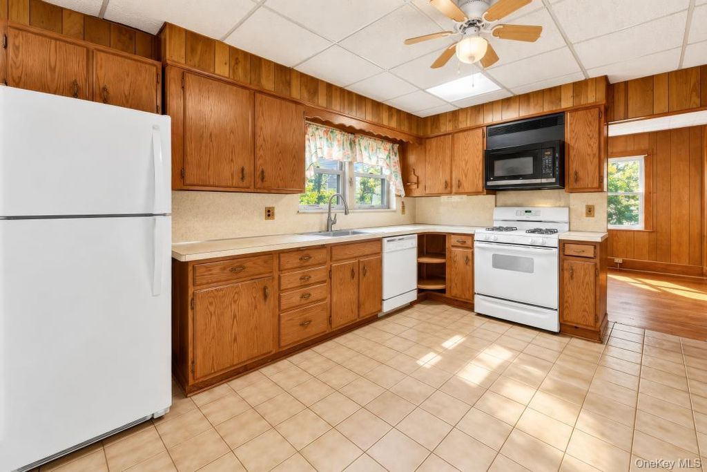 138 Morsemere Avenue, Yonkers, NY 10703 — photo 5