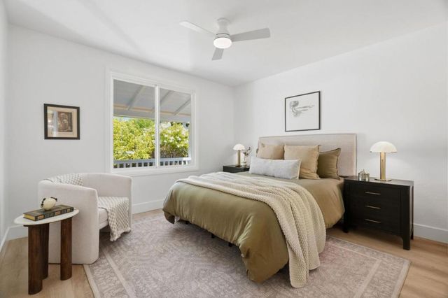 1049 Haven Avenue, Redwood City, CA 94063