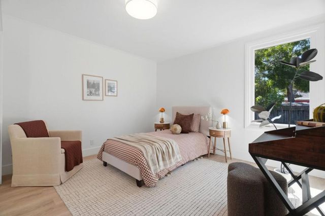 1049 Haven Avenue, Redwood City, CA 94063