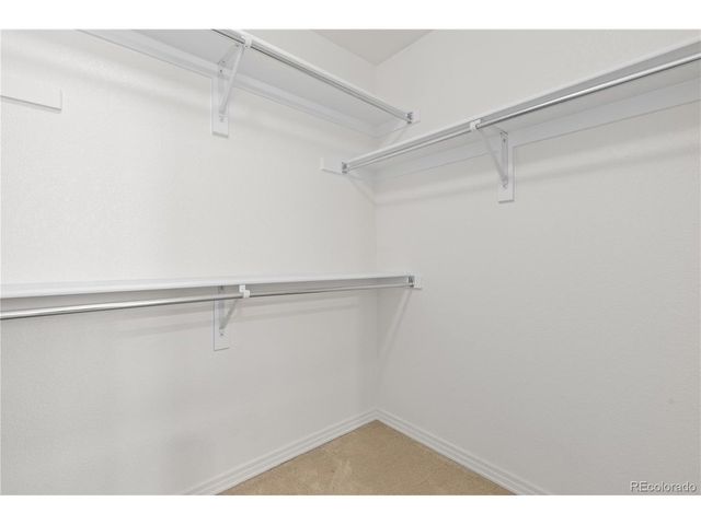 518 Peregrine Cir, Longmont, CO 80504