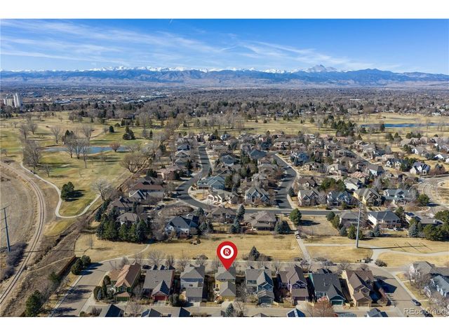 518 Peregrine Cir, Longmont, CO 80504
