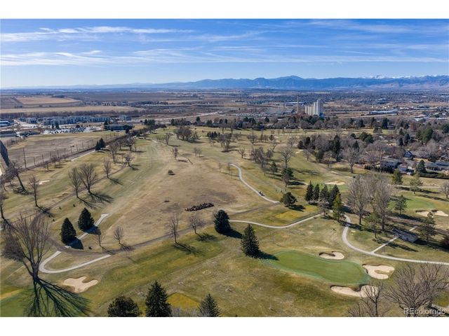 518 Peregrine Cir, Longmont, CO 80504