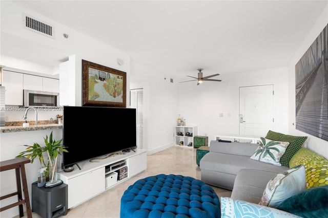 110 Washington Avenue 2309, Miami Beach, FL 33139