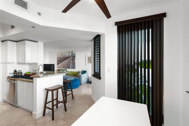 110 Washington Avenue 2309, Miami Beach, FL 33139