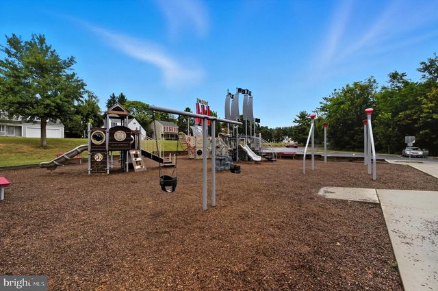 18731 BIRDSEYE DR, Germantown, MD 20874