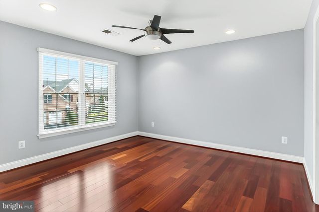 26089 WENDELL ST, Chantilly, VA 20152